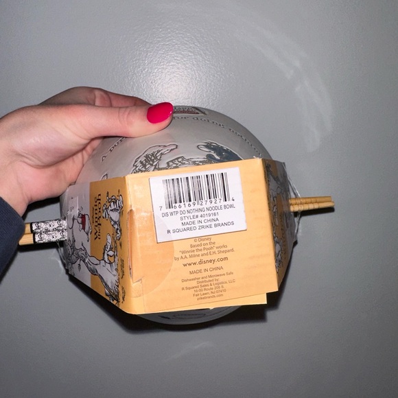 🆕 Winnie the Pooh Noodle Bowl - Picture 4 of 4